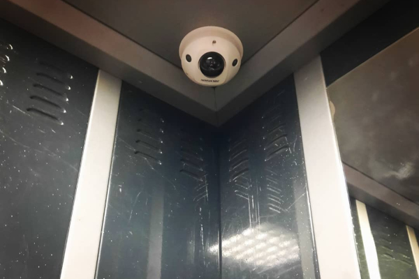 Установка купольной камеры в кабине лифта