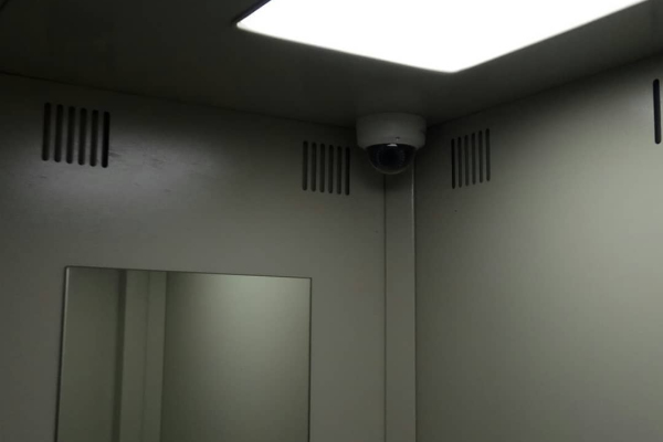 Видеонаблюдение в кабине пассажирского лифта